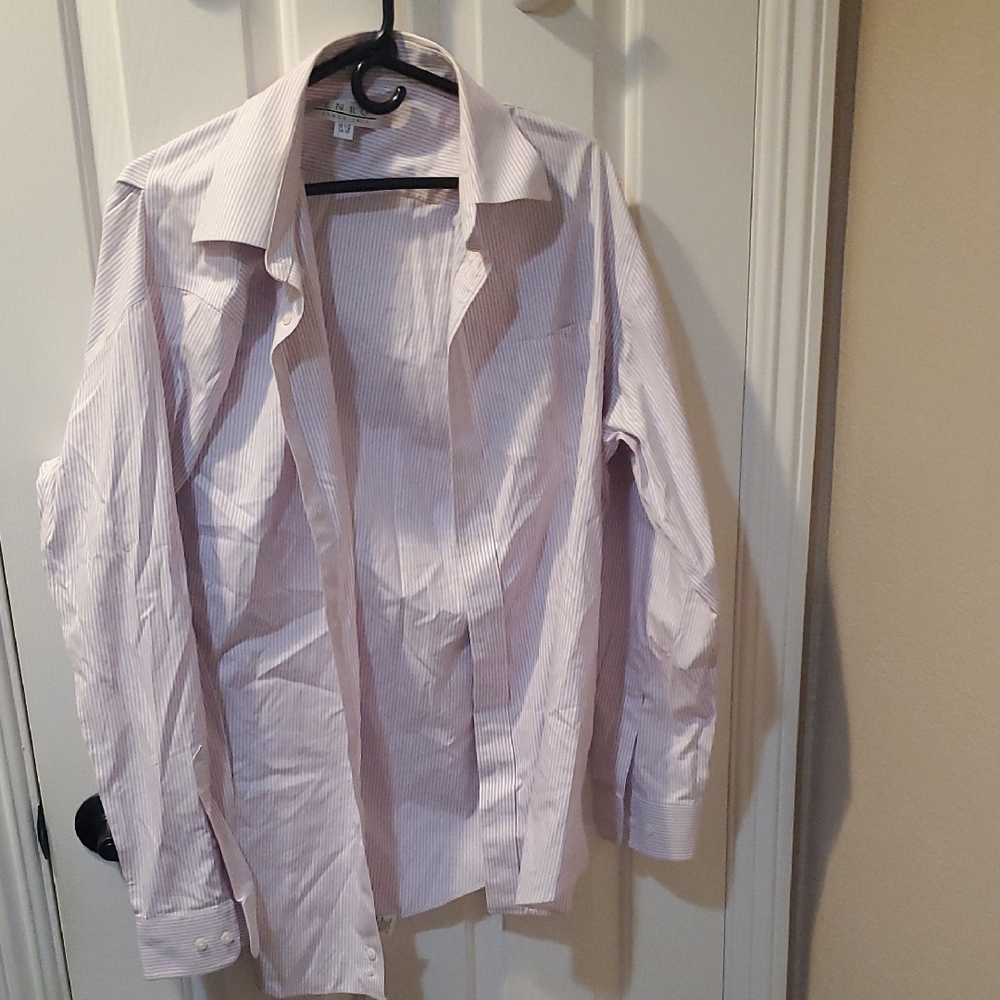 Elegant Men's Light Pink Striped Dress Shirt